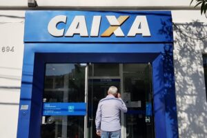 Caixa econômica agora vai atender pelo WhatsApp para evitar aglomerações