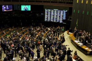 R$ 600 por mês para trabalhador informal - veja quem terá direito 