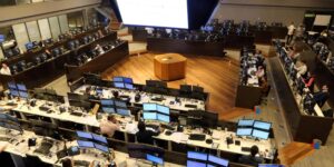 Em meio a Coronavírus, seguindo 3º de alta - Bovespa sobe mais de 1%