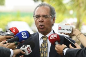 R$ 51 bilhões são anunciados para integrar salário de quem tiver jornada reduzida 01/04/2020